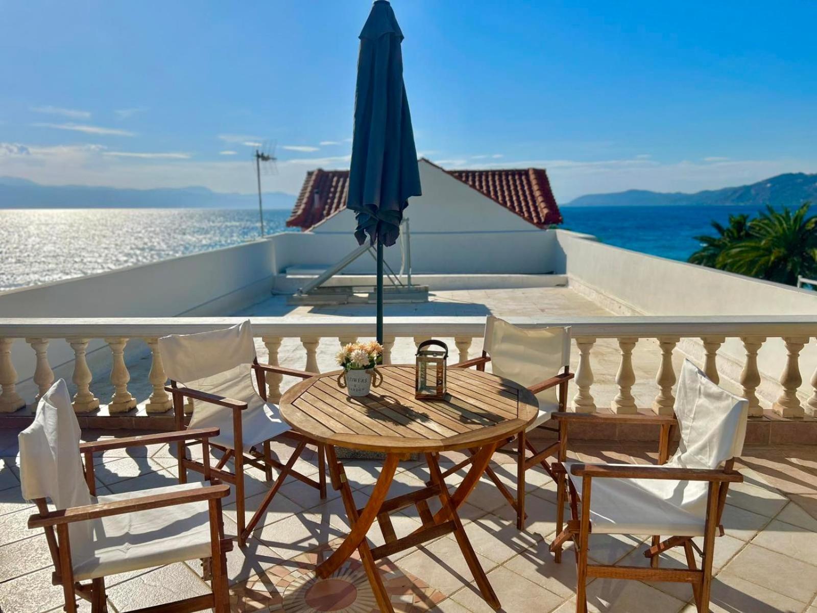 Villa Celeste Loutráki Esterno foto